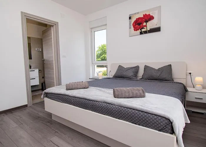 Enjoy Mit Privatem Pool, By Istrabook Вілла Пула