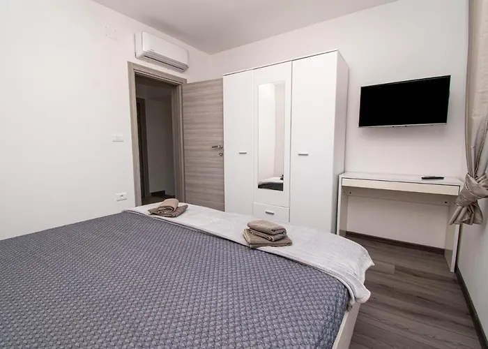 Вілла Enjoy Mit Privatem Pool, By Istrabook *